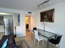 a 4bed2bath cozy apt near UF and Shands