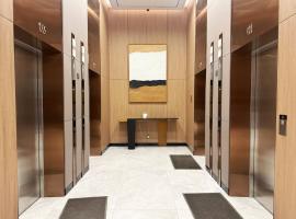 ICON40 Ha Long Bay Managed by Dau Dau homestay, self catering accommodation in Ha Long