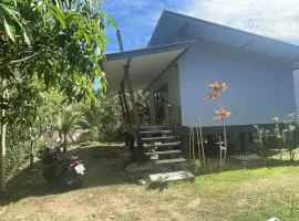 Canal hut 2 - Chaloklum