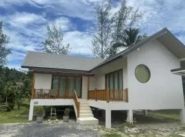 Chaloklum Canal Villa