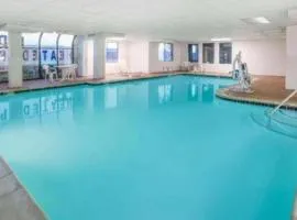 Super 8 By Wyndham Garland North Dallas Area