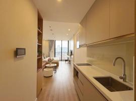 ICON40 Ha Long Bai Chay, self catering accommodation in Ha Long