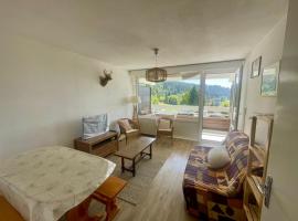 L'Éterlodge Cosy - Studio au pied des pistes à Chamrousse - Ski in - Ski out - 4 personnes, hotel v destinaci Chamrousse