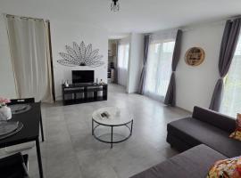 Cosy cocon au cœur de L'Isle - Centre ville, ξενοδοχείο σε Château-Thierry