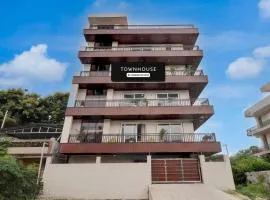 Super Townhouse Rispana River Dehradun Formerly Nivasa Home Stays