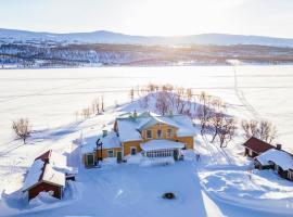 Fj&auml;lln&auml;s Est 1882, resort i T&auml;nndalen