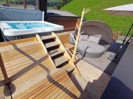 Apartments Weissbrunn, vila v mestu Villnoss