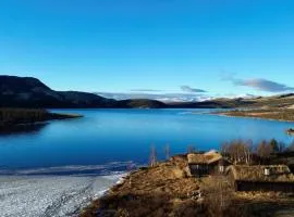 Fiskebu at Flaksjøen