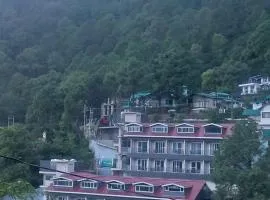 Sterling Ameris Kasauli
