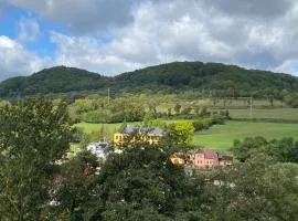 Ubytování mezi Krušnými a Doupovskými horami