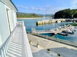 The Cliffs - Barqueiro Blue