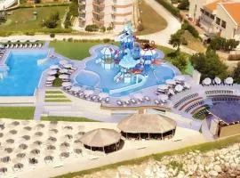 Royal Bay Resort & Aqua Park - All Inclusive and Free beach accsess