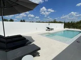 Holiday Home Olivarum with heated pool
