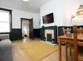 Modern 3 Br Comfort On Faraday