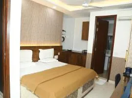 Flourish Stay Saket near Max Hospital