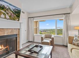 Avila Serenity Suites - For 6, vila v destinaci Lake Ozark