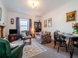 Annandale House