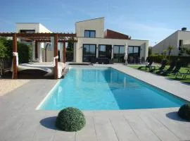 Villa en el campo cerca de la playa.