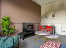 Neilston Apartment