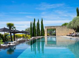 Domaine des Andéols, Resort in Saint-Saturnin-dʼApt