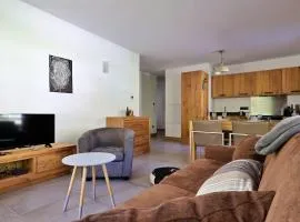 Combe –Spacieux appartement 4/6 personnes avec grand balcon