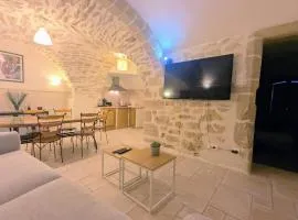 Le Mistral - Pont du Gard - Cozy & Intime - WiFi fibre -TV