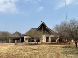 Makhato 100 Bush Lodge