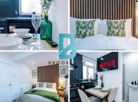 One Bedroom Flat by Brookland Stays Serviced Accommodation Short Lets Birmingham with Free WiFi