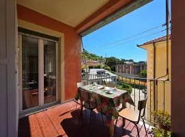 Spacious flat with Terrace, Wi-Fi, Sea & Finalborgo
