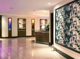 Central Cardiff Signature Collection by Dancenter