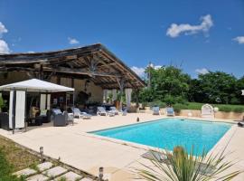 Domaine Cassin 47 - Lavergne, hotel v destinaci Lavergne
