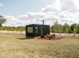 Secluded Cotswolds Off-Grid Cabin NEW Sept 25
