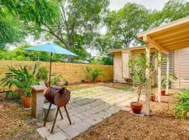 4 Mi to McGee Beach Corpus Christi Home with Patio