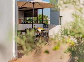 보로클리니에 위치한 호텔 TelMar Larnaca "Sunset Duplex" Near Beach - TM02