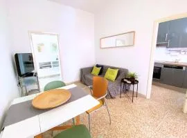 2 Rooms - Parking - Toniolo