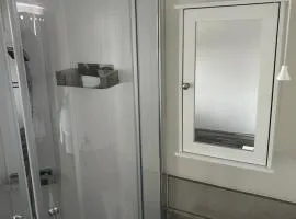 Bedsit in Oldbury