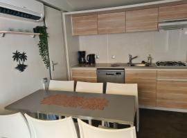 Mobil home 6p à Lacanau Océan, chalet de montaña en Lacanau