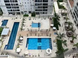Apartamento novo 2 quartos em condominio Clube com Ar-condicionado