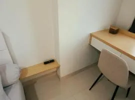 Springwood Bright Escape Studio