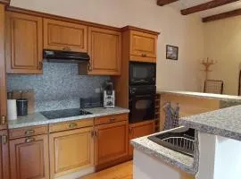 Maison familiale 8 pers - Cœur du village médiéval