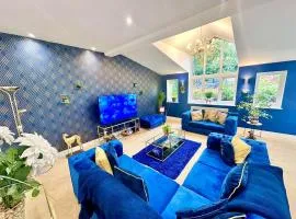 4 Bed Modern Home Near Top Attractions in Usk