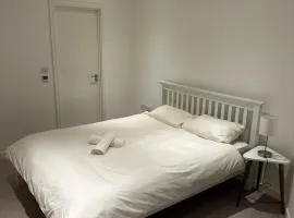 Luxury Apartment - Pinnacle Apartments