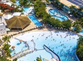 Lacqua diRoma - Piscinas 24 horas, com piscinas de ondas e Piscinas de Borbulha