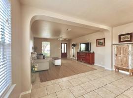 Spacious Ponderosa Home，位于新布朗费尔斯的酒店