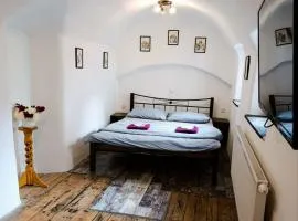 Apartment B B B