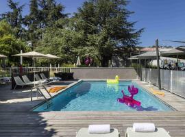 Novotel Lyon Bron Meeting & Events, hotel di Bron