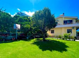 Aparments Ardi, hotel in Orikum