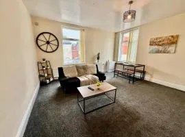 Comfy Entire Apartment with Free Parking in Bury Town