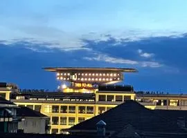 Golden House-Super View On Turin