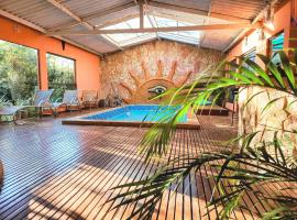 Pousada Alfa e Ômega, hotel in Alto Paraíso de Goiás